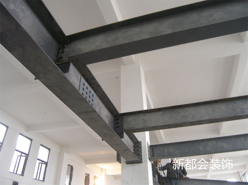 鋼結(jié)構(gòu)施工